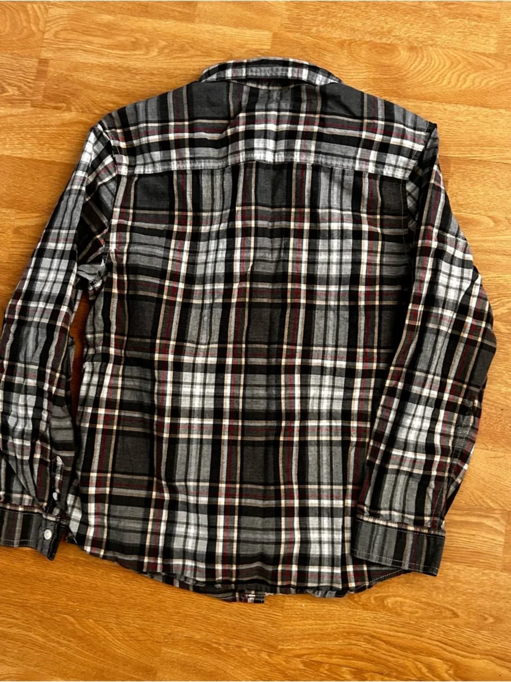 Gymboree boy’s grey/red plaid button up shirt Sz XL (14)